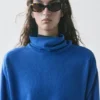 Strickpullover aus Wollmischung mit hohem Kragen Strickpullover aus Wollmischung mit hohem Kragen