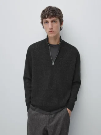 Strickpullover mit Stehkragen und Reißverschluss Strickpullover mit Stehkragen und Reißverschluss