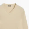 Strickpullover mit V-Ausschnitt Strickpullover mit V-Ausschnitt