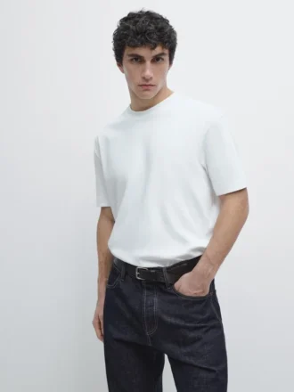 T-Shirts aus 100 % Baumwolle, mittleres Gewicht T-Shirts aus 100 % Baumwolle, mittleres Gewicht