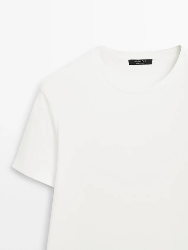 T-Shirts aus 100 % merzerisierter Baumwolle T-Shirts aus 100 % merzerisierter Baumwolle