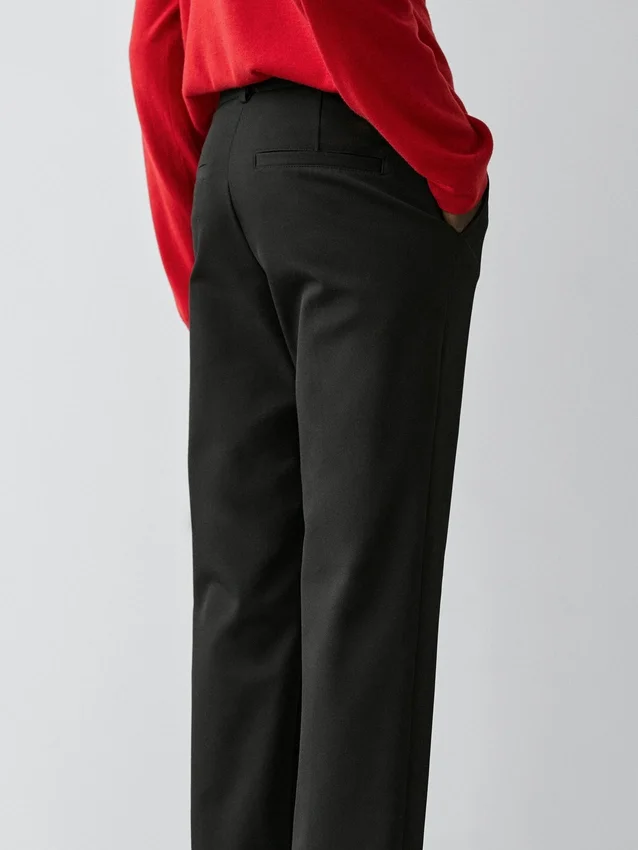 Technische Hose mit geradem Bein Technische Hose mit geradem Bein