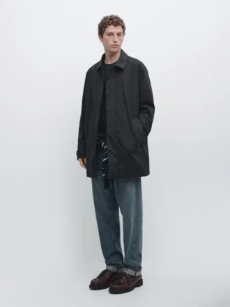 Trenchcoat aus wasserabweisendem Material