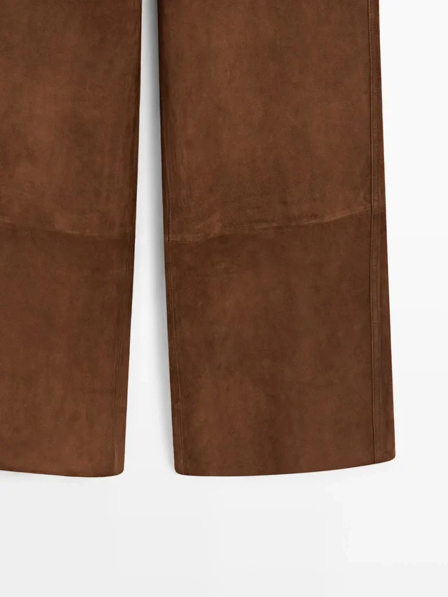 Weite Hose aus Wildleder mit Taschen Weite Hose aus Wildleder mit Taschen