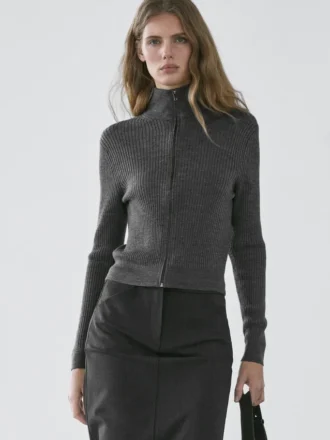 Woll-Cardigan mit Reißverschluss Woll-Cardigan mit Reißverschluss