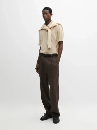 Wollhose mit Abnähern Wollhose mit Abnähern