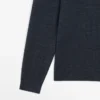 Wollpullover mit Polokragen Wollpullover mit Polokragen